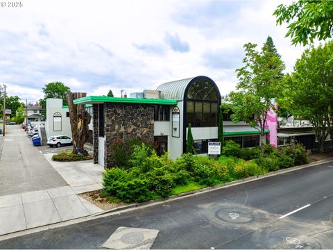 1255 PEARL ST Eugene OR 97401