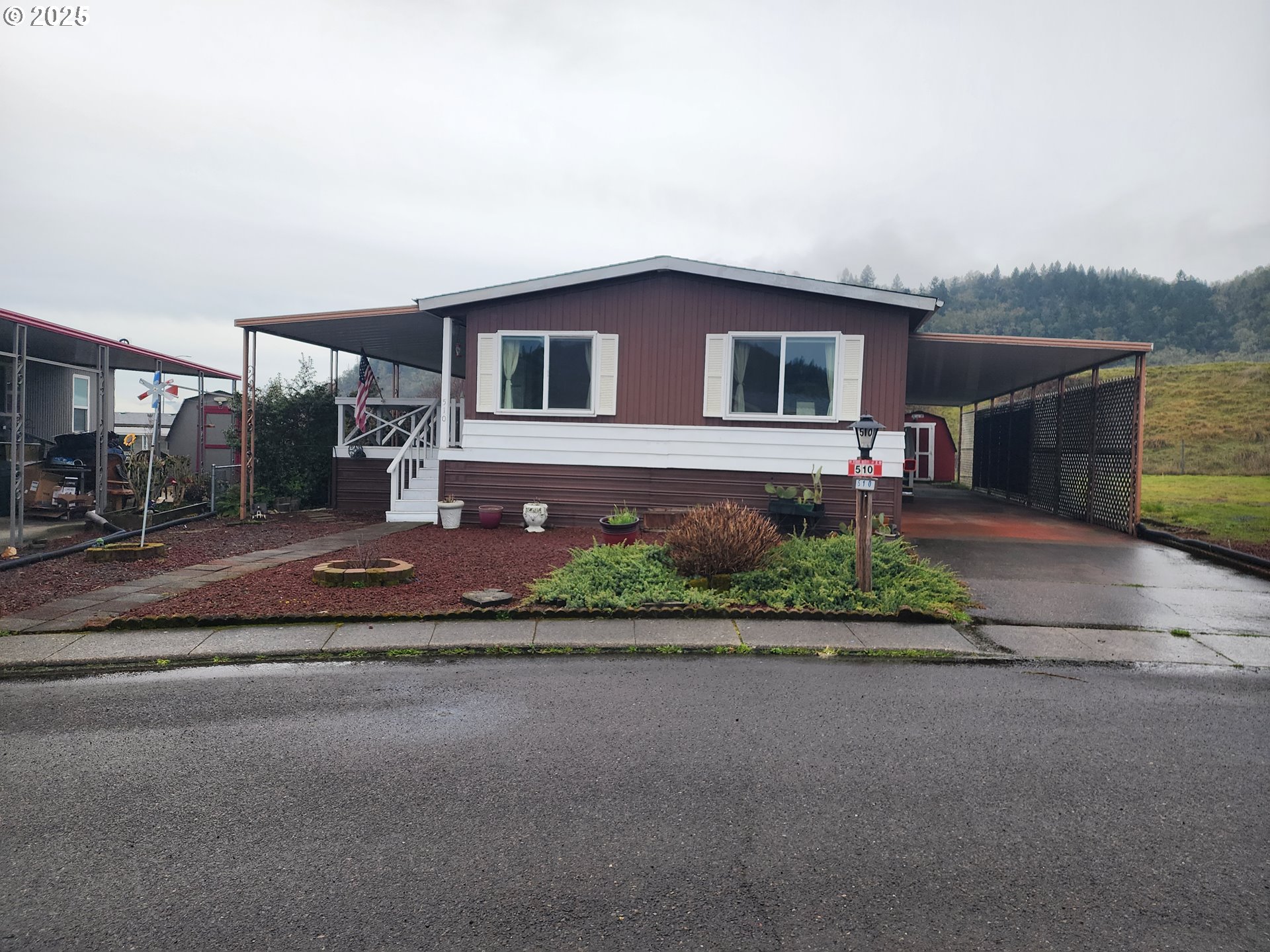 510 SHADOW RANCH LN