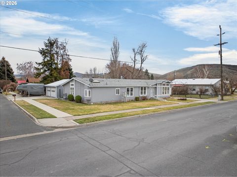 2248 OAK ST Baker City OR 97814