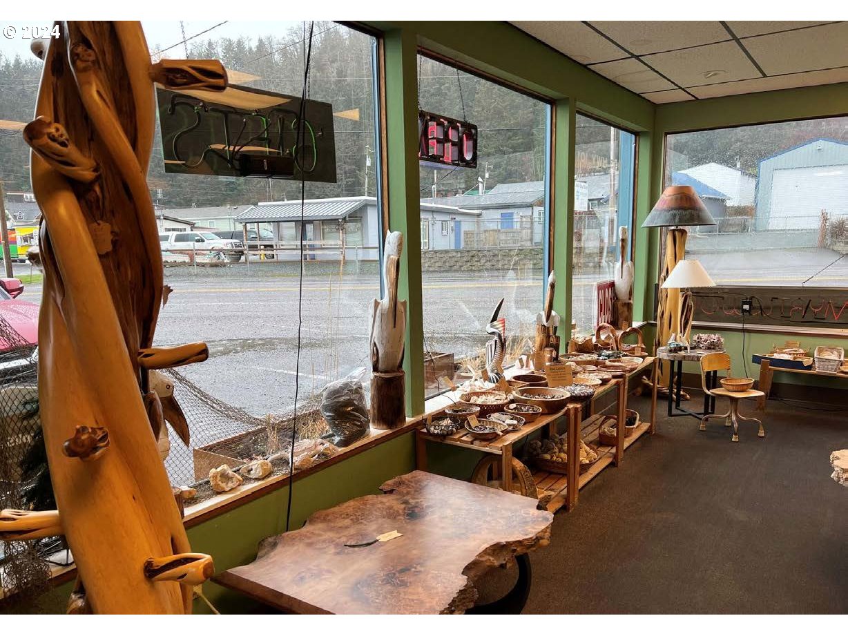 Garibaldi, Oregon 97118, United States, ,Commercial,Active,90248