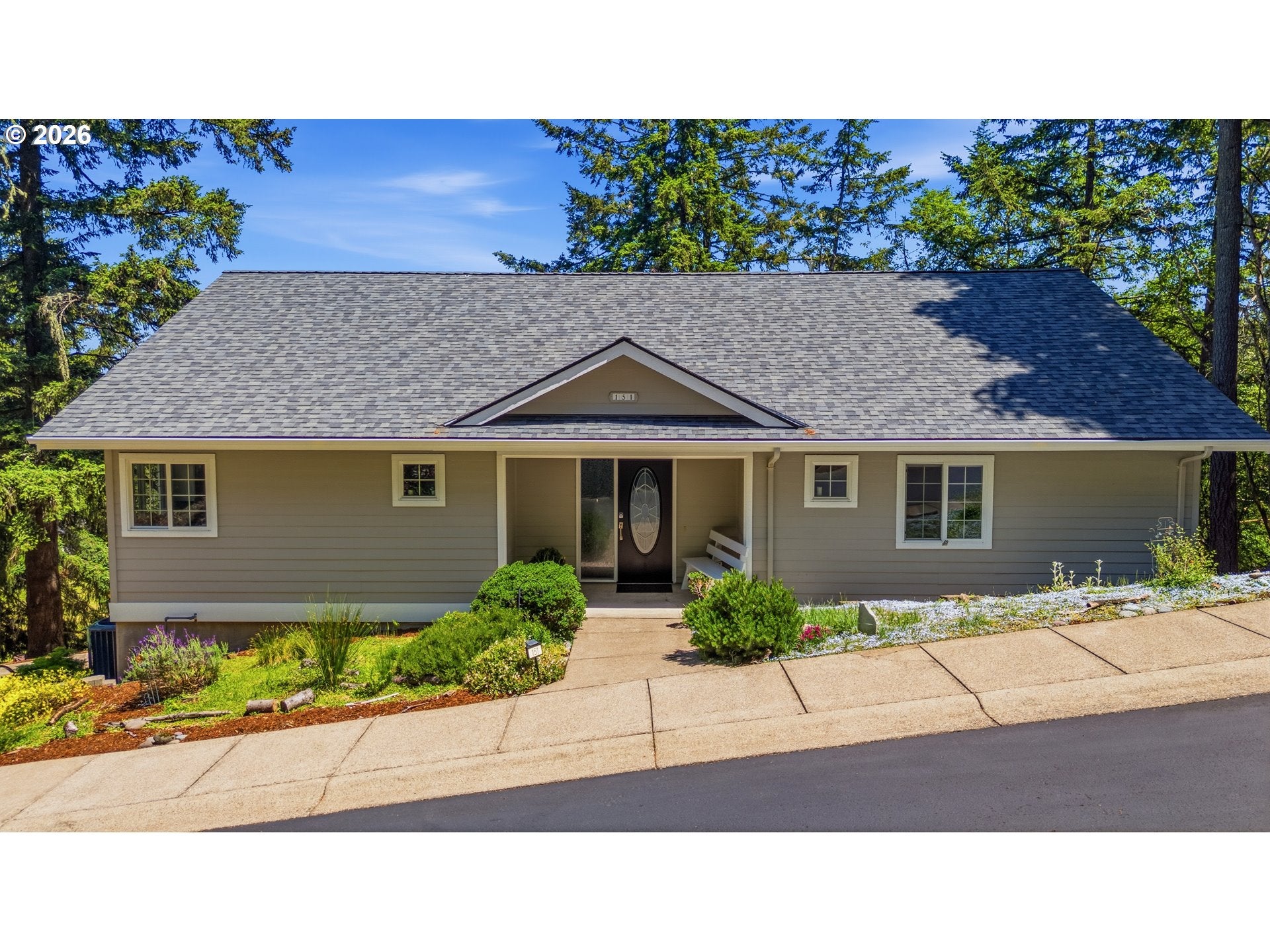 151 ROCKRIDGE LOOP
