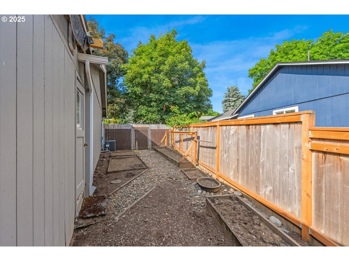 Sherwood, Oregon 97140, United States, 3 Bedrooms Bedrooms, ,2 BathroomsBathrooms,Residential,Pending,153342