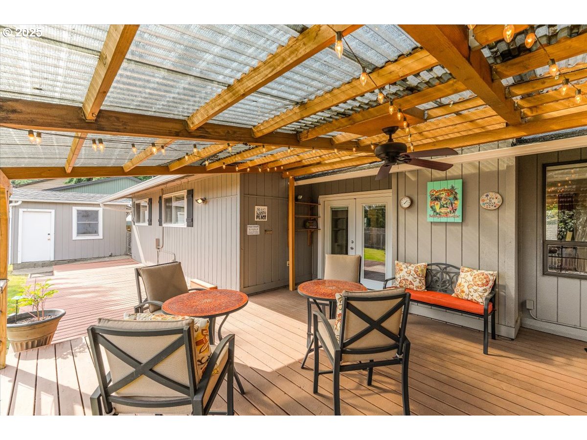 Sherwood, Oregon 97140, United States, 3 Bedrooms Bedrooms, ,2 BathroomsBathrooms,Residential,Pending,153342