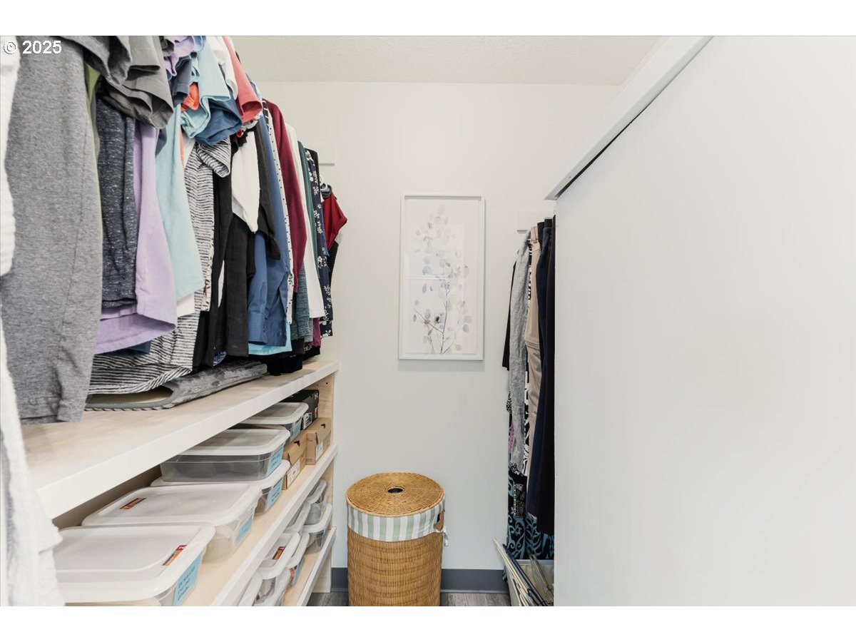 Sherwood, Oregon 97140, United States, 3 Bedrooms Bedrooms, ,2 BathroomsBathrooms,Residential,Pending,153342