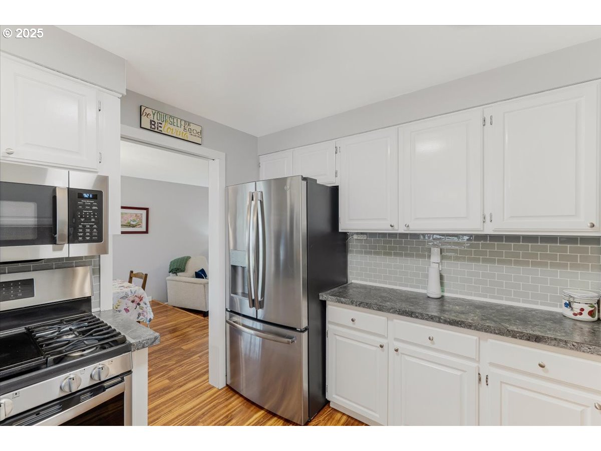 Sherwood, Oregon 97140, United States, 3 Bedrooms Bedrooms, ,2 BathroomsBathrooms,Residential,Pending,153342