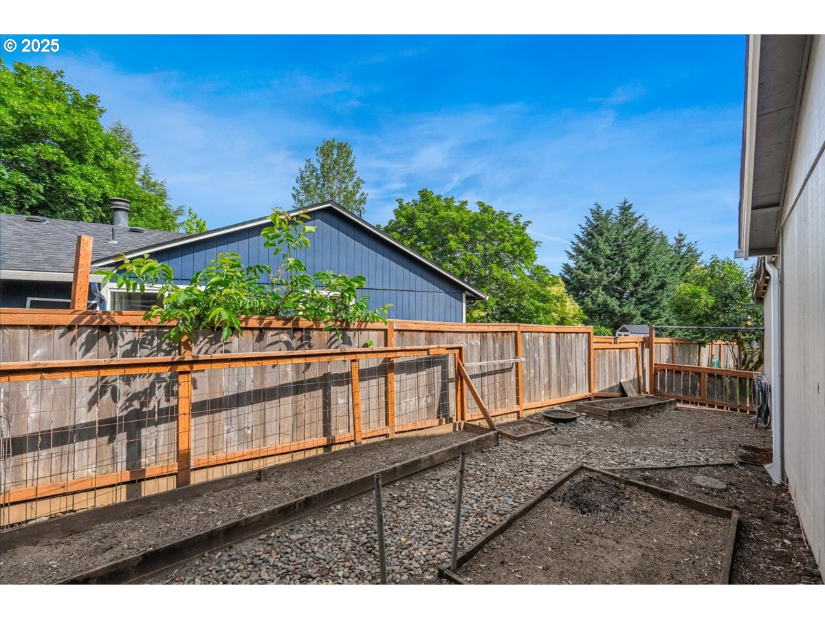 Sherwood, Oregon 97140, United States, 3 Bedrooms Bedrooms, ,2 BathroomsBathrooms,Residential,Pending,153342