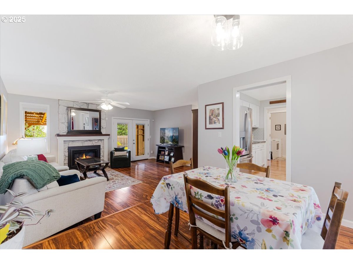 Sherwood, Oregon 97140, United States, 3 Bedrooms Bedrooms, ,2 BathroomsBathrooms,Residential,Pending,153342