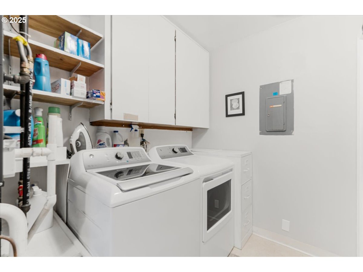 Sherwood, Oregon 97140, United States, 3 Bedrooms Bedrooms, ,2 BathroomsBathrooms,Residential,Pending,153342