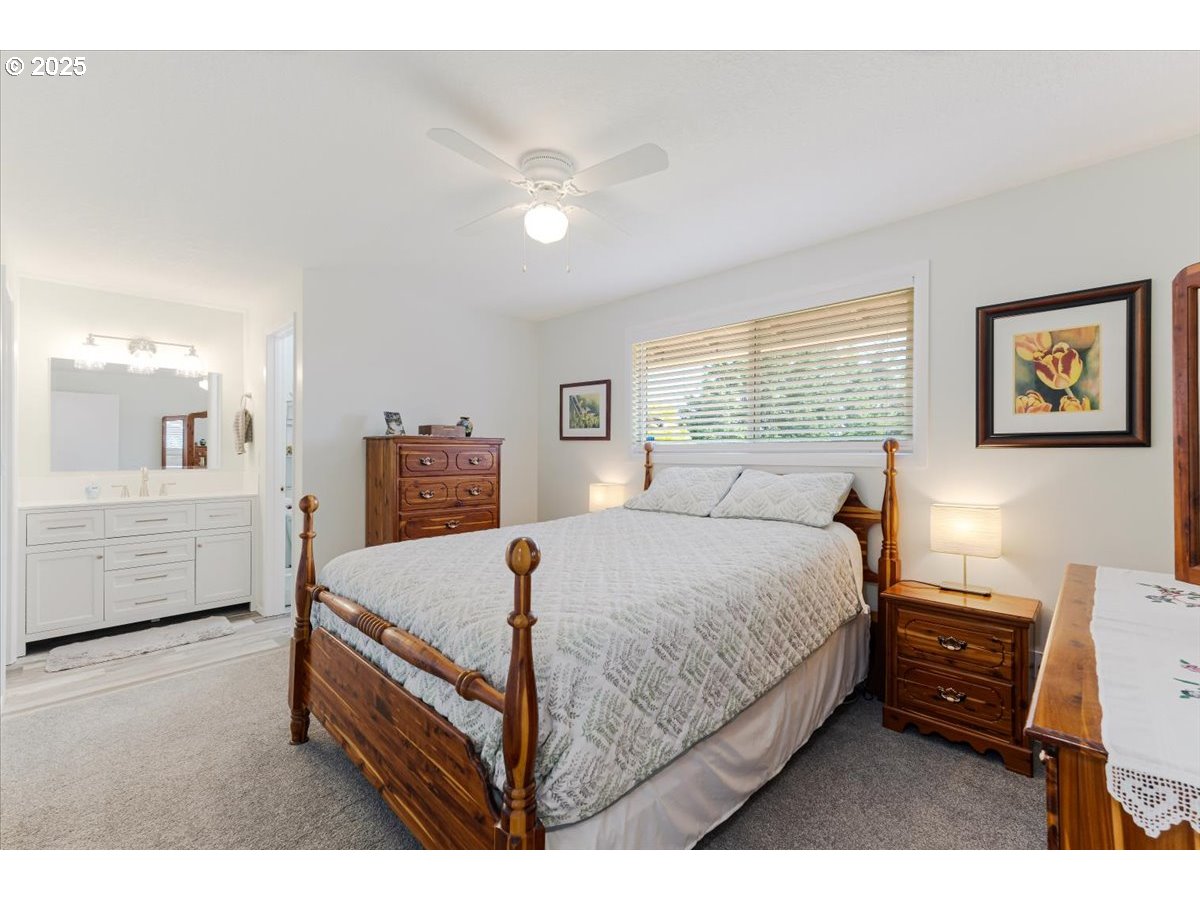 Sherwood, Oregon 97140, United States, 3 Bedrooms Bedrooms, ,2 BathroomsBathrooms,Residential,Pending,153342