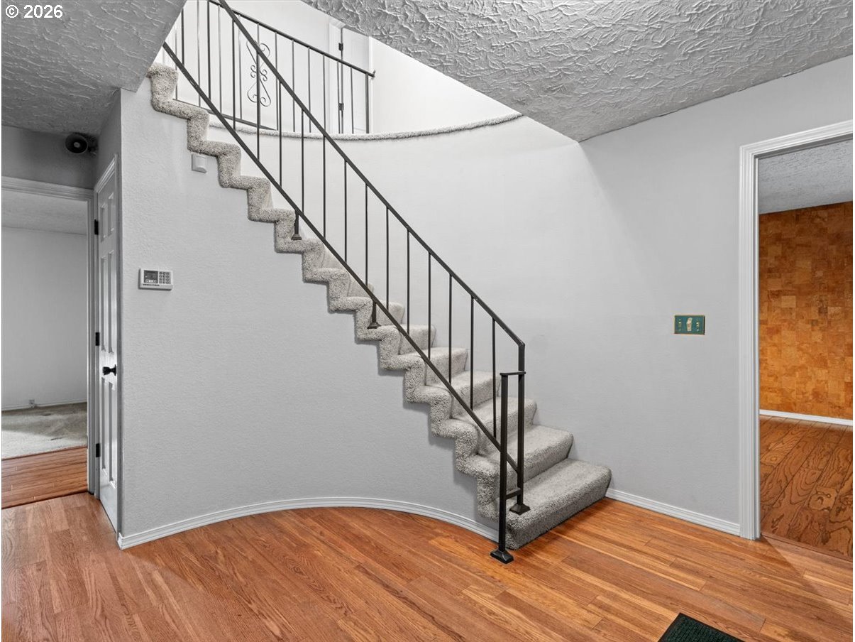 20112 NW CEDAR ACRES DR