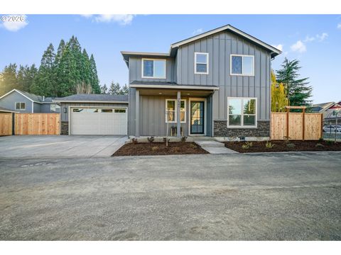 10 Lennox LN NE Keizer OR 97303