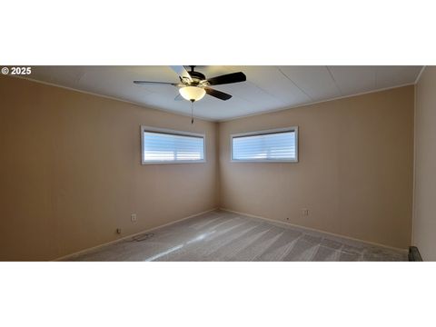Tiny photo for 76376 River Rd, Oakridge, OR 97463 (MLS # 154856948)