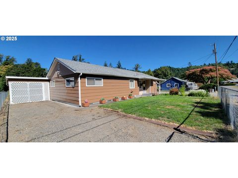 Tiny photo for 76376 River Rd, Oakridge, OR 97463 (MLS # 154856948)