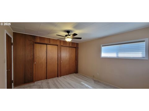 Tiny photo for 76376 River Rd, Oakridge, OR 97463 (MLS # 154856948)