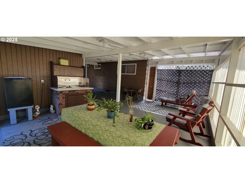 Tiny photo for 76376 River Rd, Oakridge, OR 97463 (MLS # 154856948)