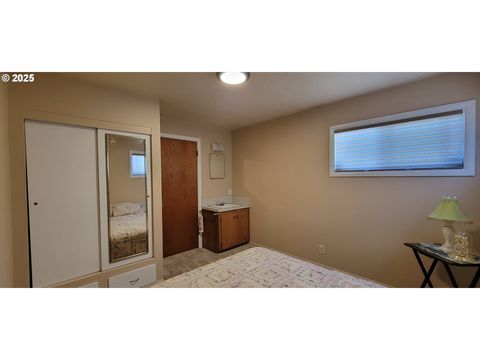 Tiny photo for 76376 River Rd, Oakridge, OR 97463 (MLS # 154856948)
