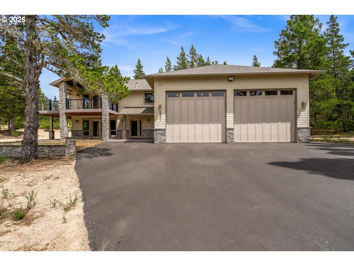 8985 SANDY HEIGHTS RD