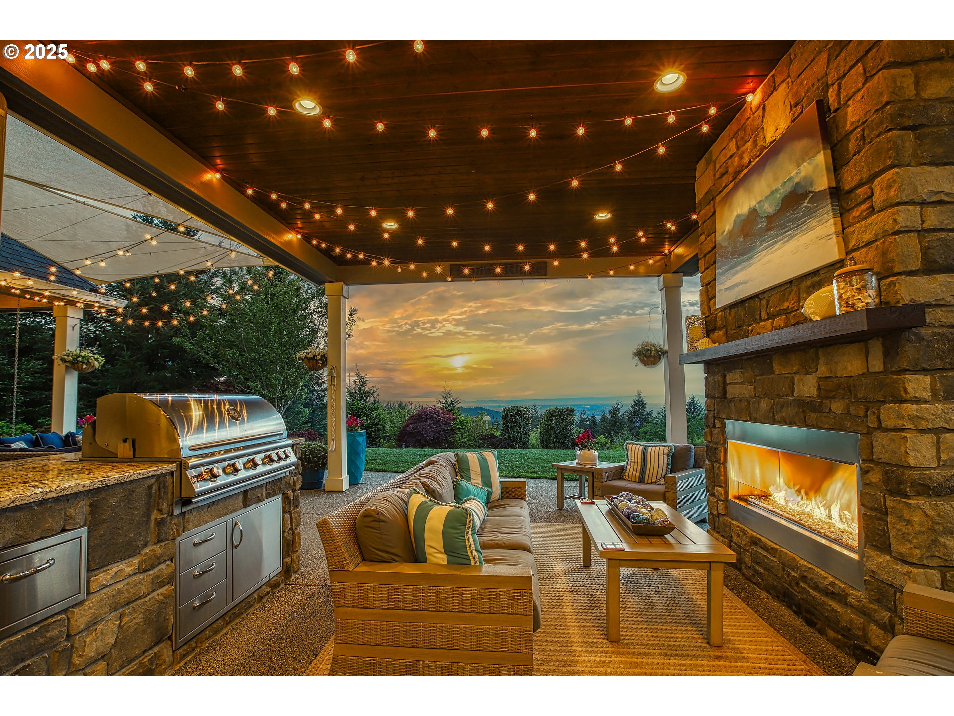 8627 NE LIVINGSTON MOUNTAIN RD