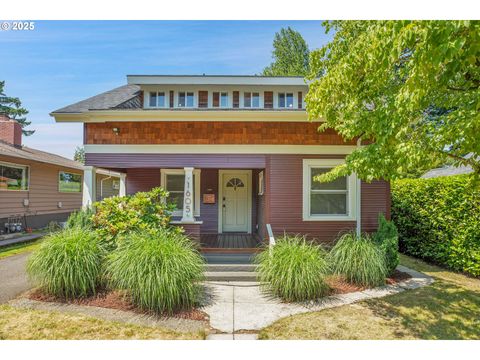 1605 NE 76TH AVE Portland OR 97213