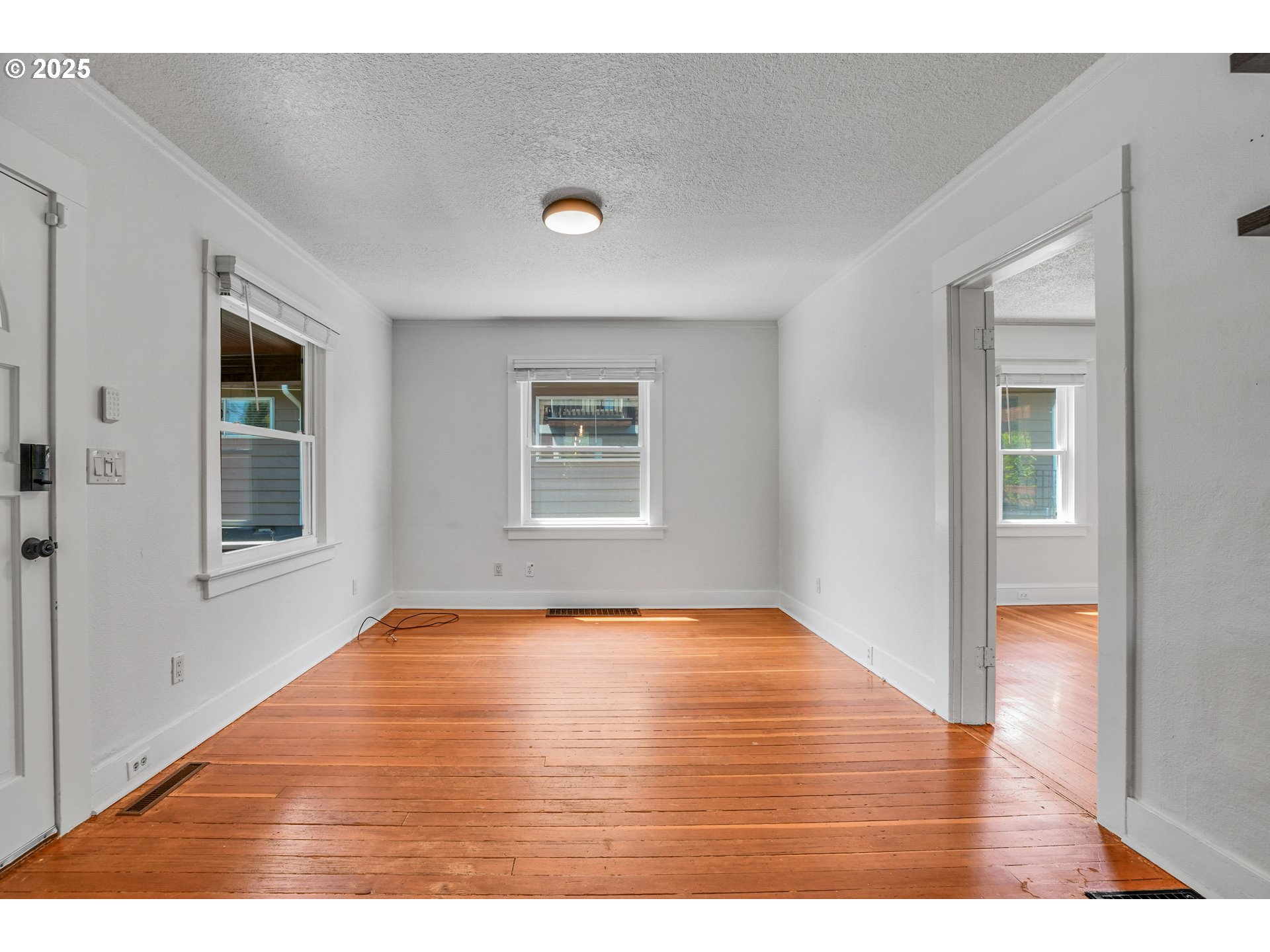 1605 NE 76TH AVE
