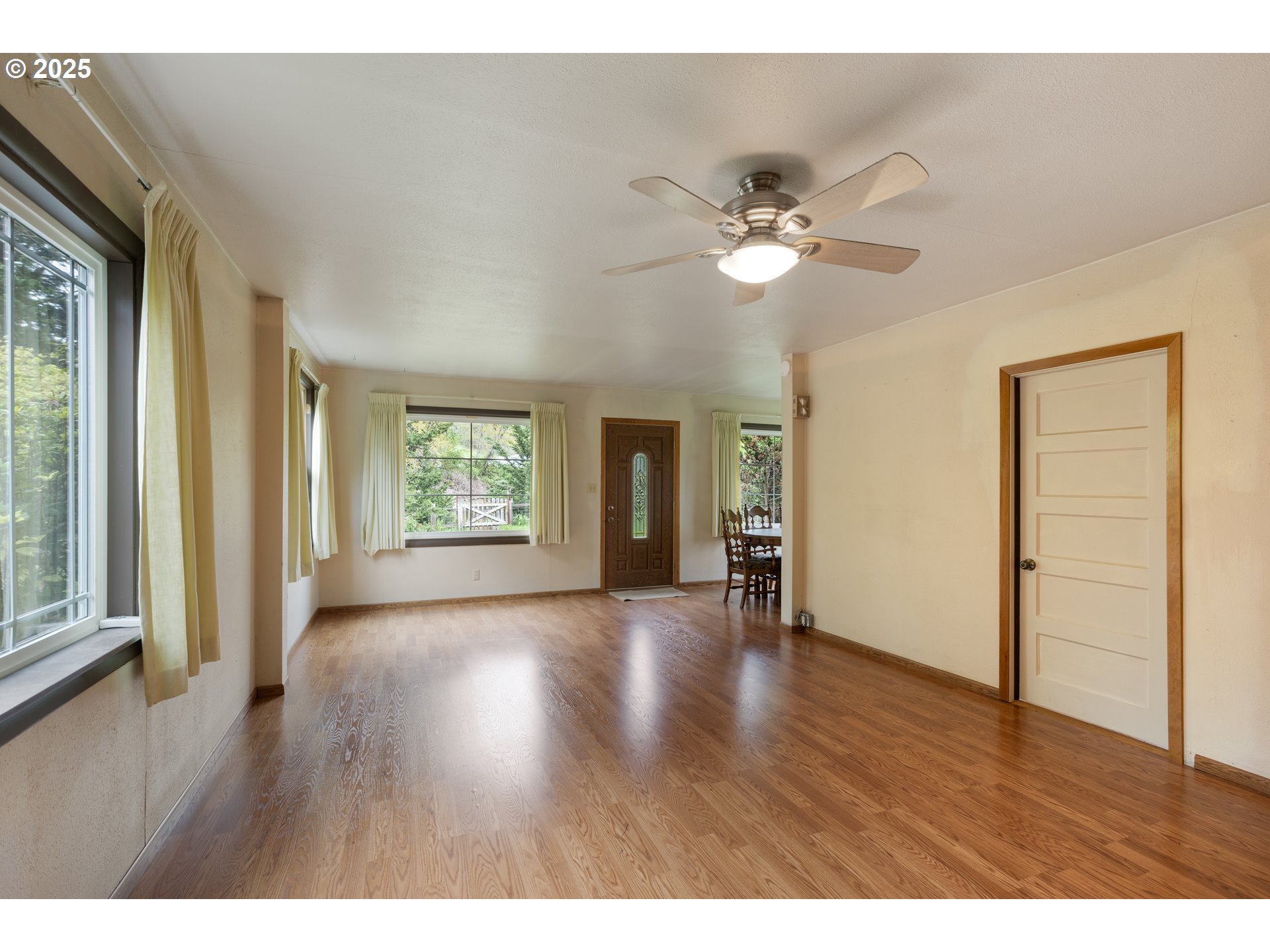 939 BUCKHORN RD