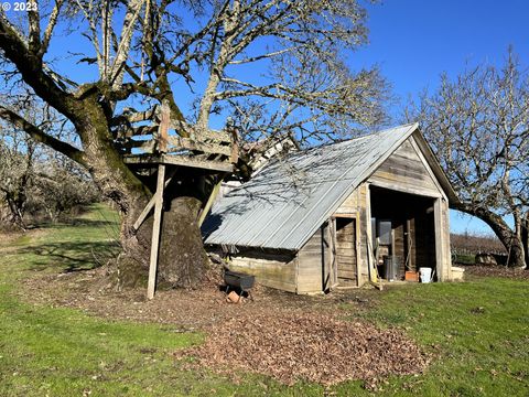 A home in McMinnville