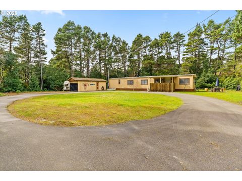 4835 GLORIA GAYLE WAY Florence OR 97439