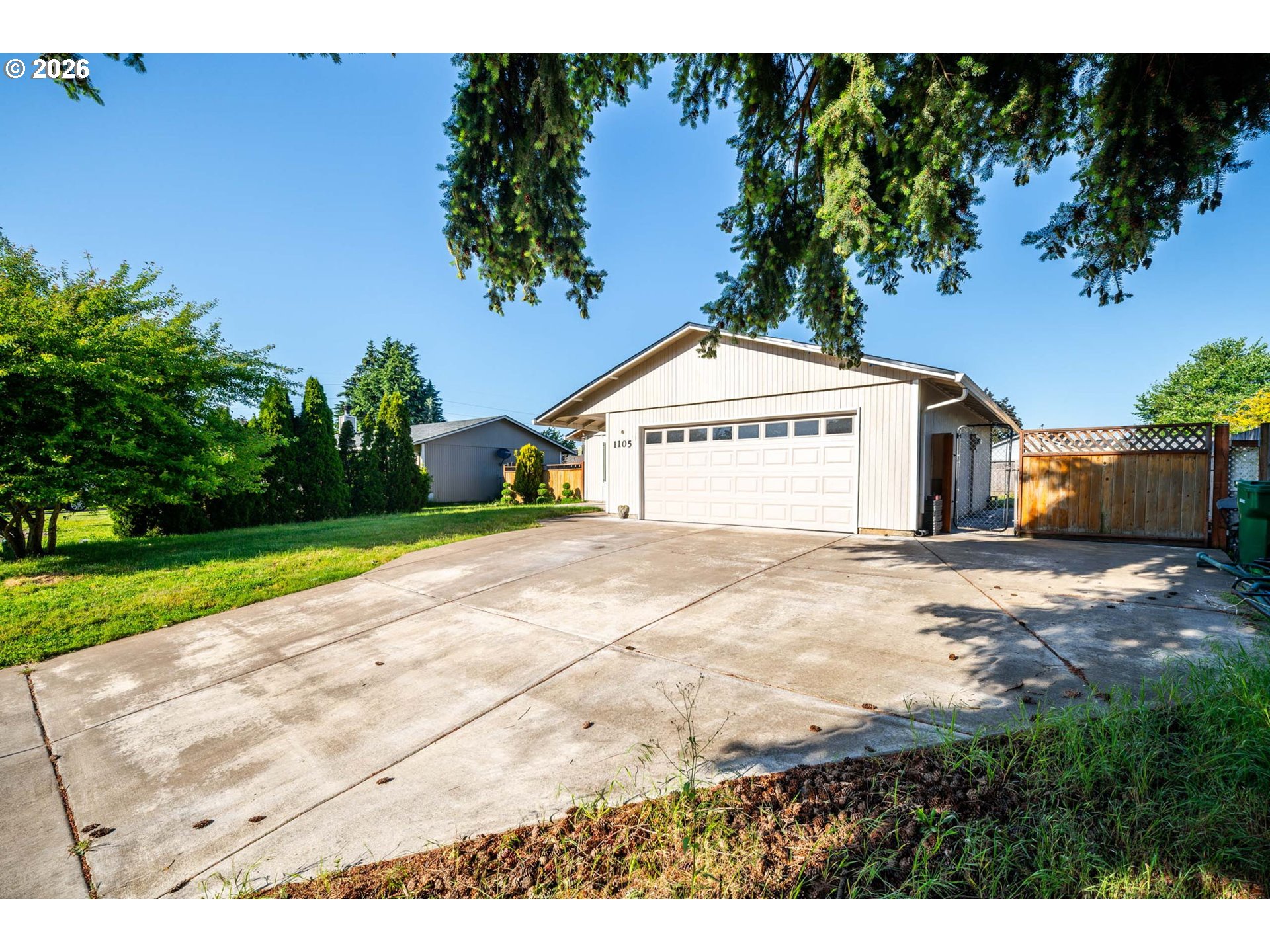 1105 SE 145th CT