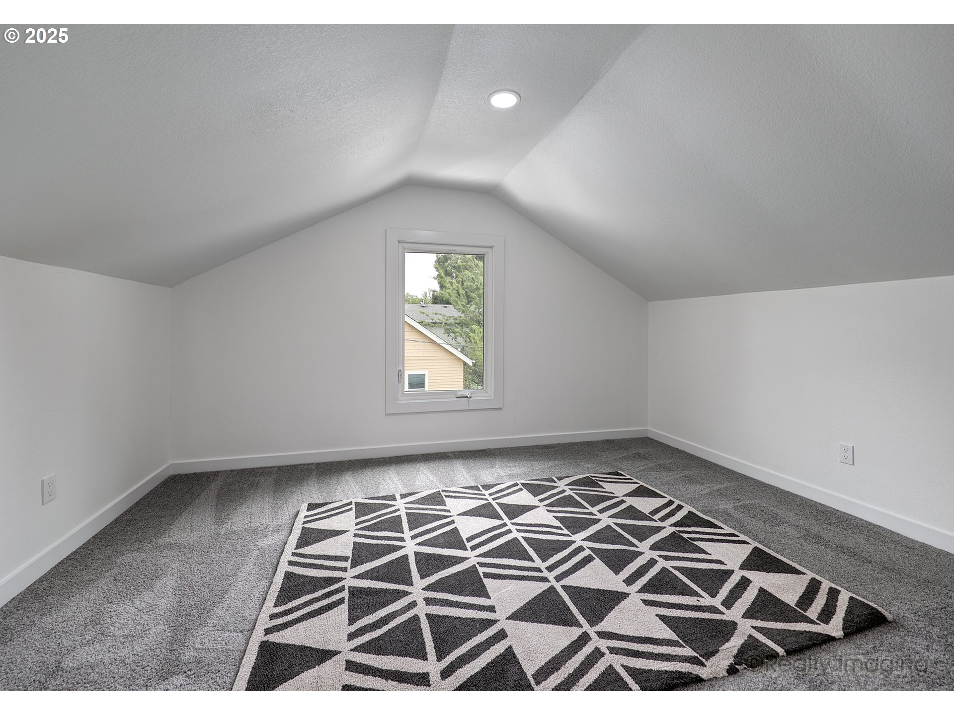 237 SE 83RD AVE
