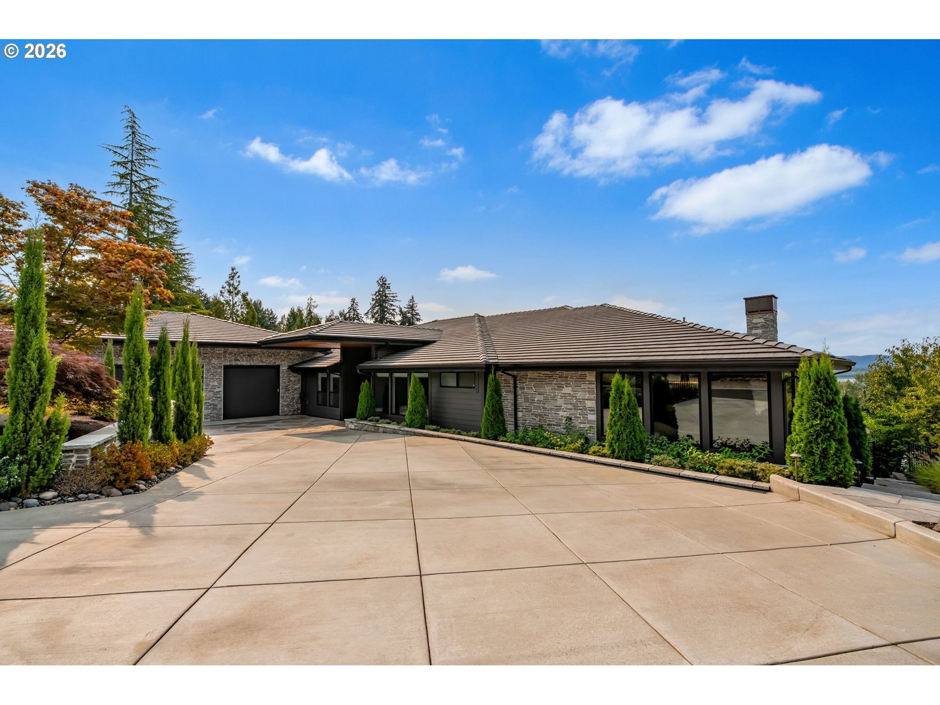 2304 NW 84TH LOOP