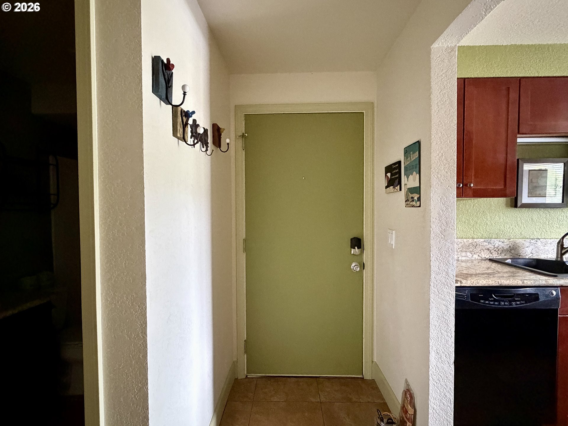 320 NECANICUM DR 10
