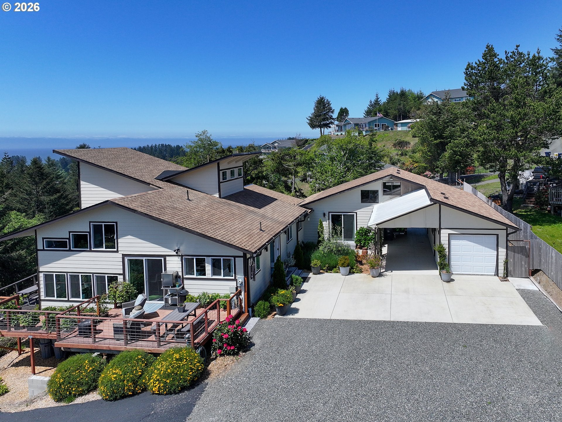 895 Marina Heights