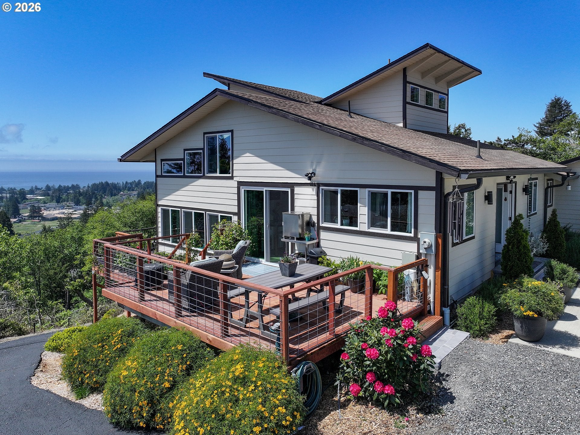 895 Marina Heights