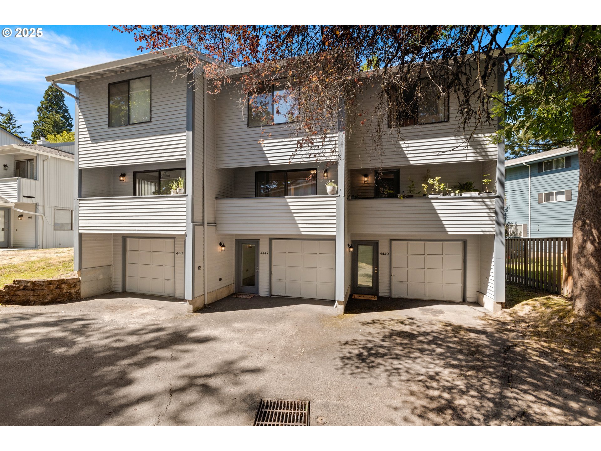 4445 SW GARDEN HOME RD