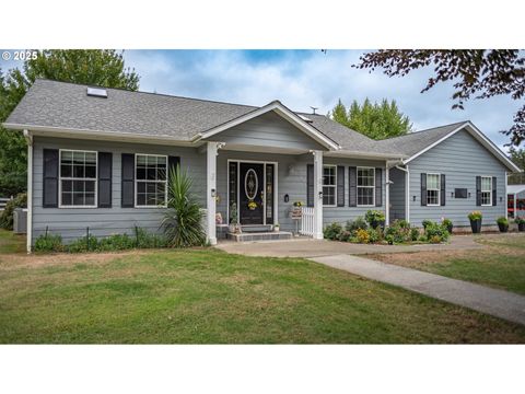 55821 SUMMERLIN RD Myrtle Point OR 97458
