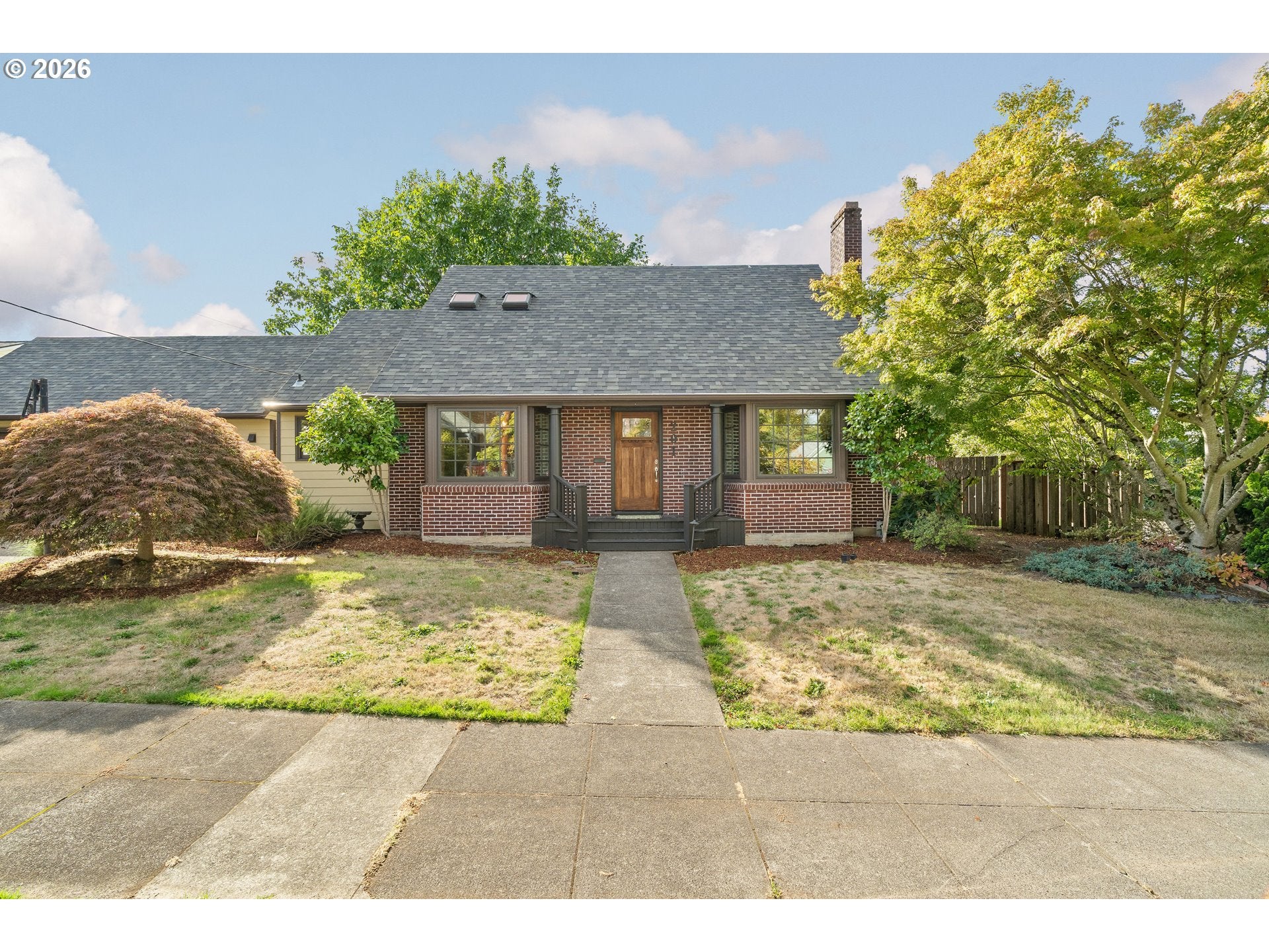 201 SE 50TH AVE