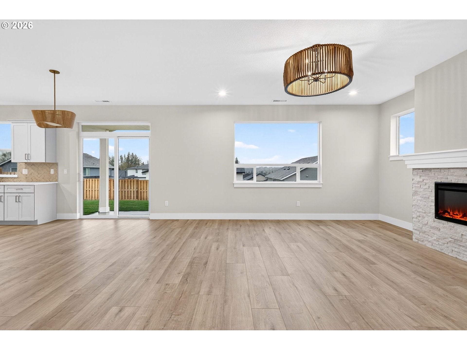 2039 E OTTER LOOP