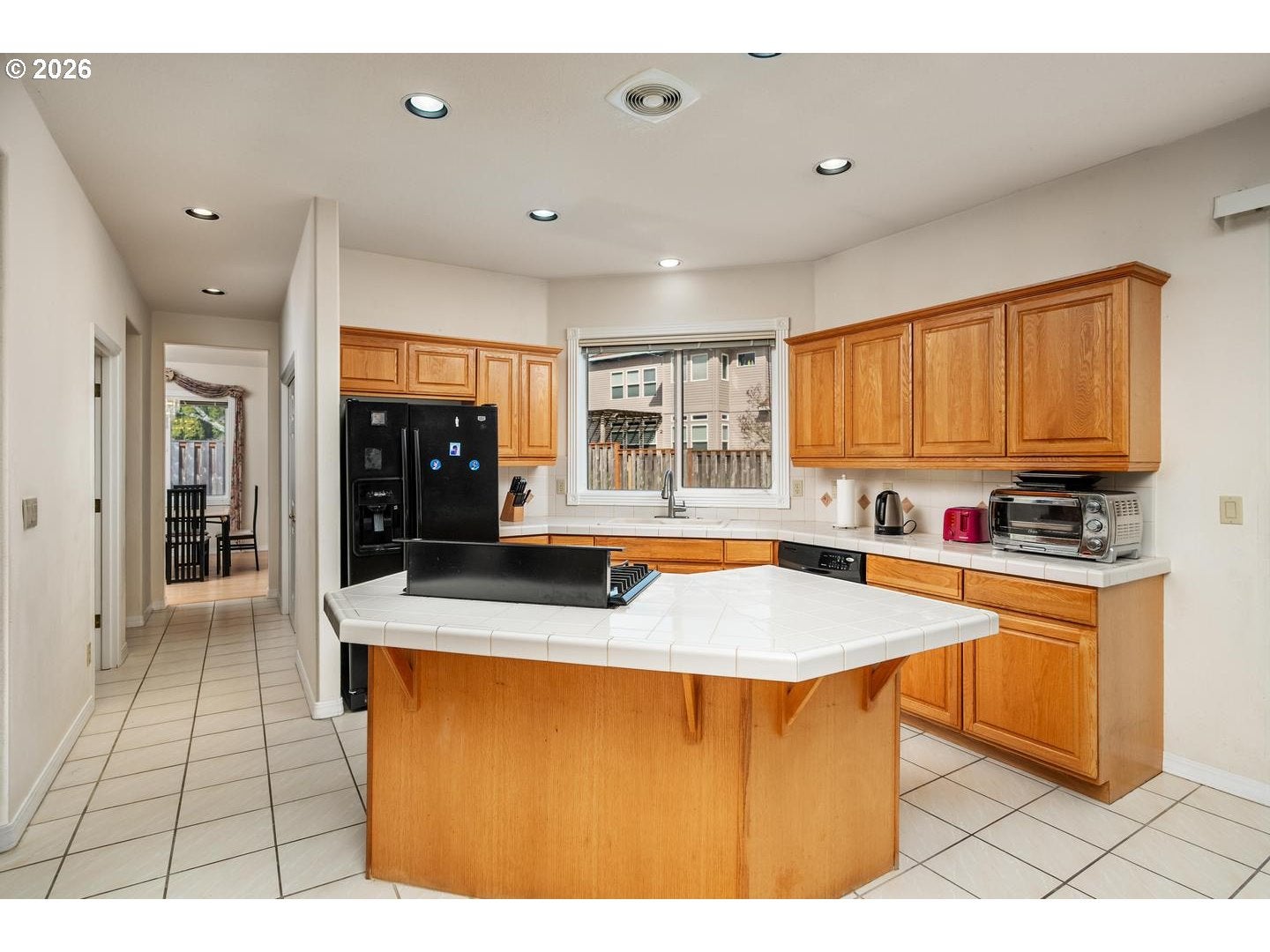 575 NW BLUERIDGE CT
