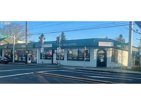 2924 N LOMBARD ST Portland OR 97217