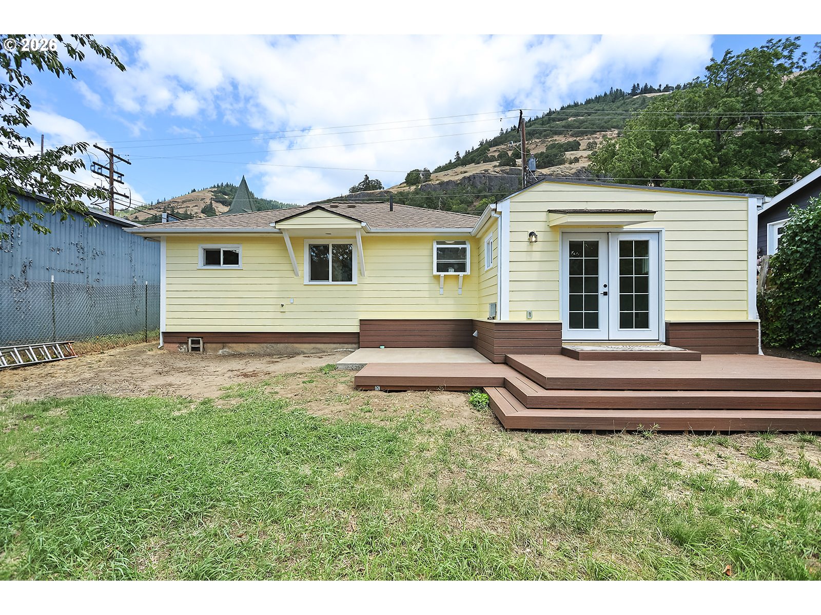 209 E HUMBOLDT ST