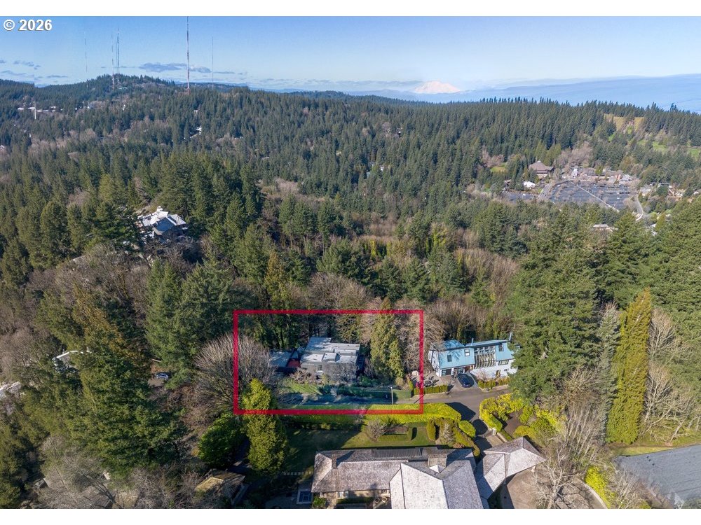 4191 SW GREENLEAF DR