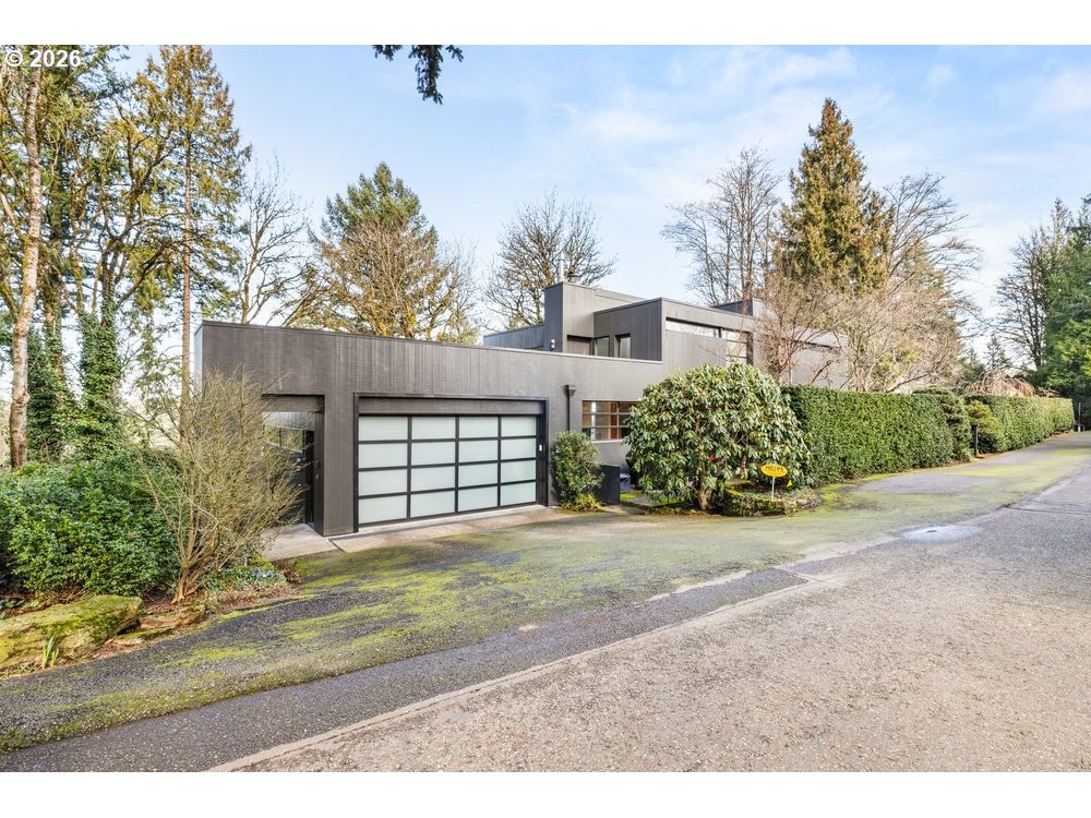 4191 SW GREENLEAF DR