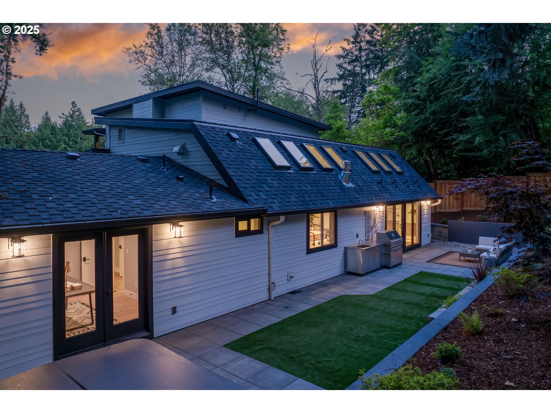 15370 TWIN FIR RD