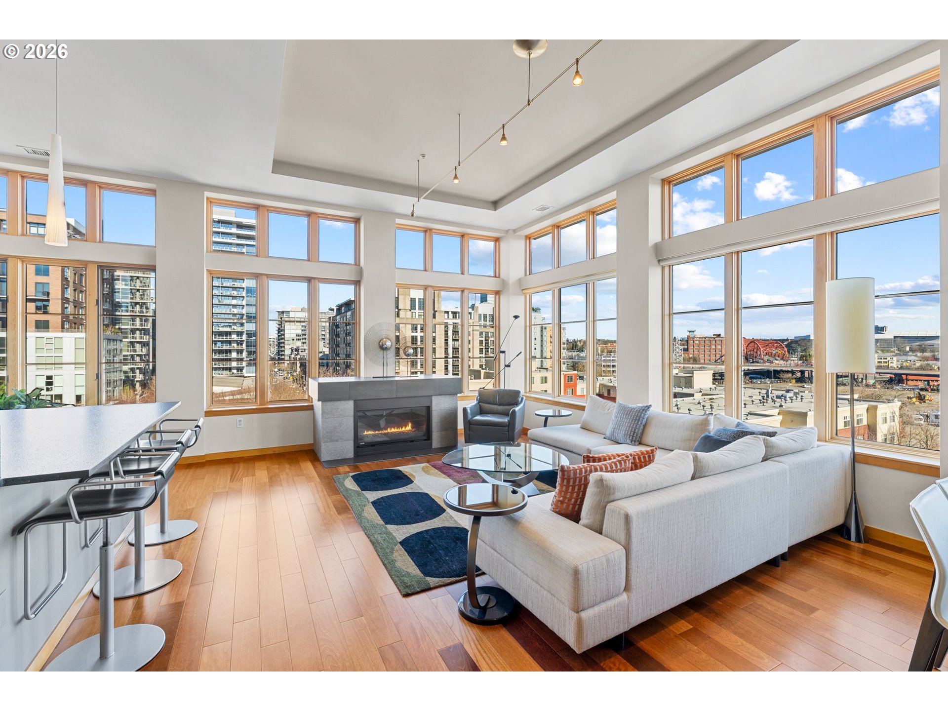 1030 NW JOHNSON ST 611