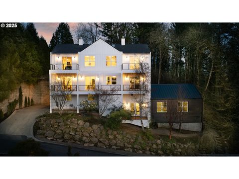 290 SW MOONRIDGE PL Portland OR 97225