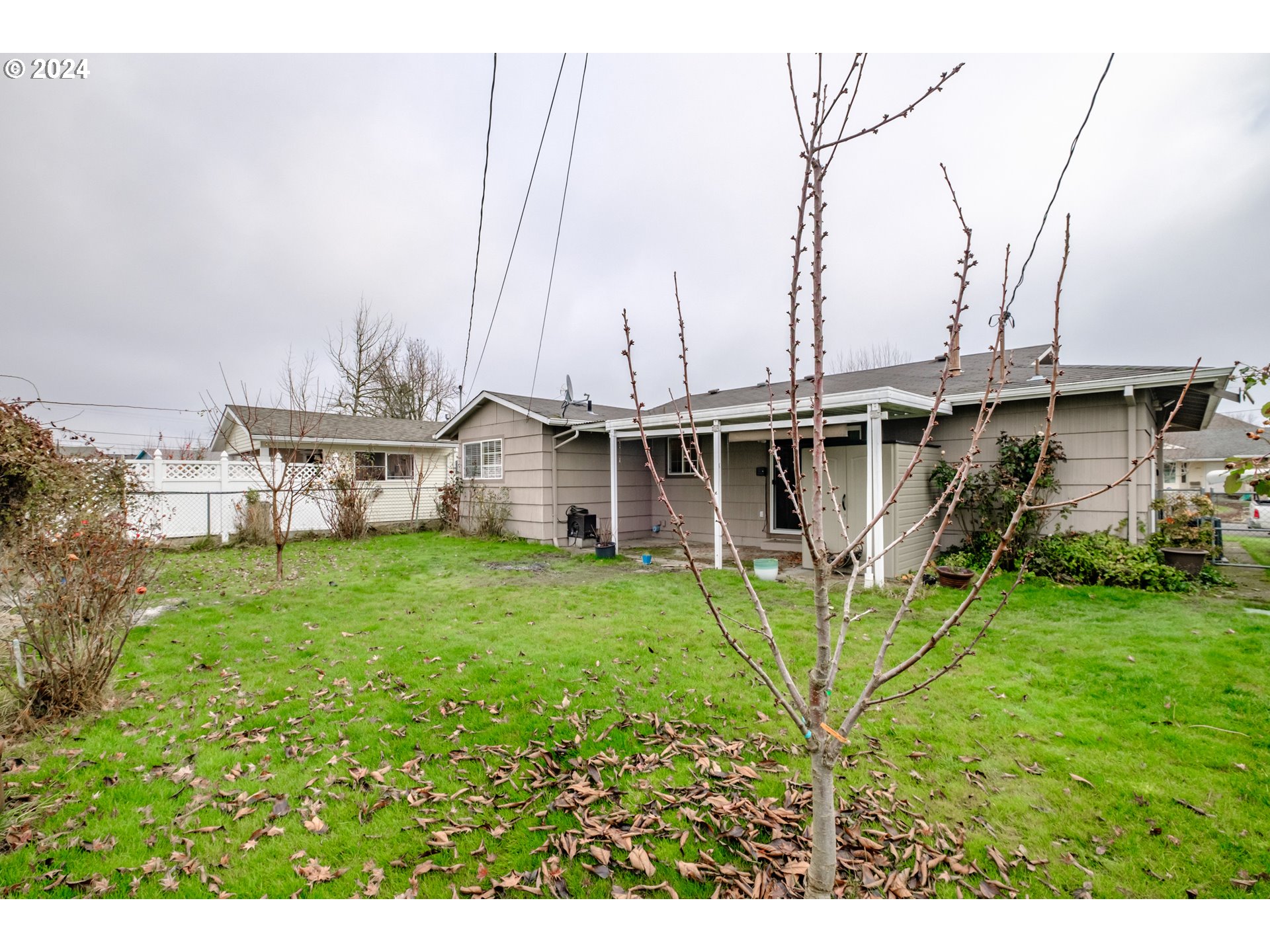 Woodburn, Oregon 97071, United States, 2 Bedrooms Bedrooms, ,2 BathroomsBathrooms,Residential,Active,26795