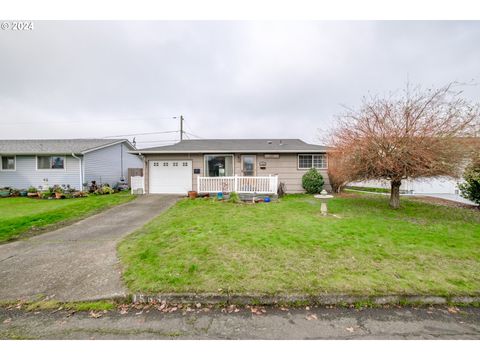 A home in Woodburn