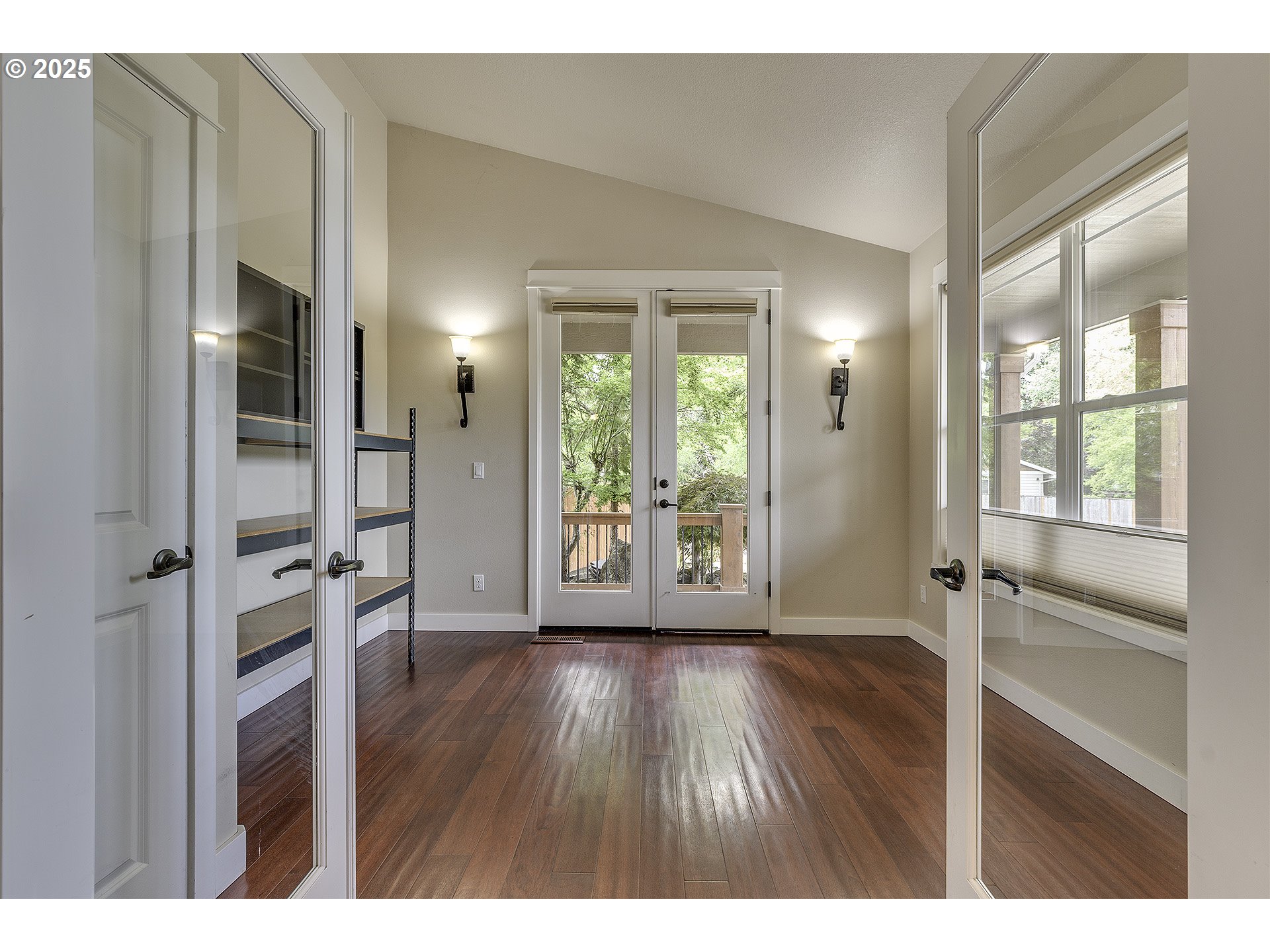 199 NW CAMP IRELAND ST
