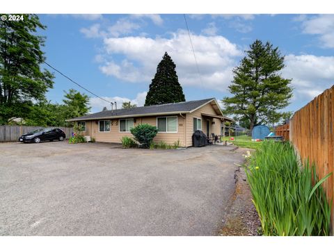 907 NE 1ST AVE Battle Ground WA 98604