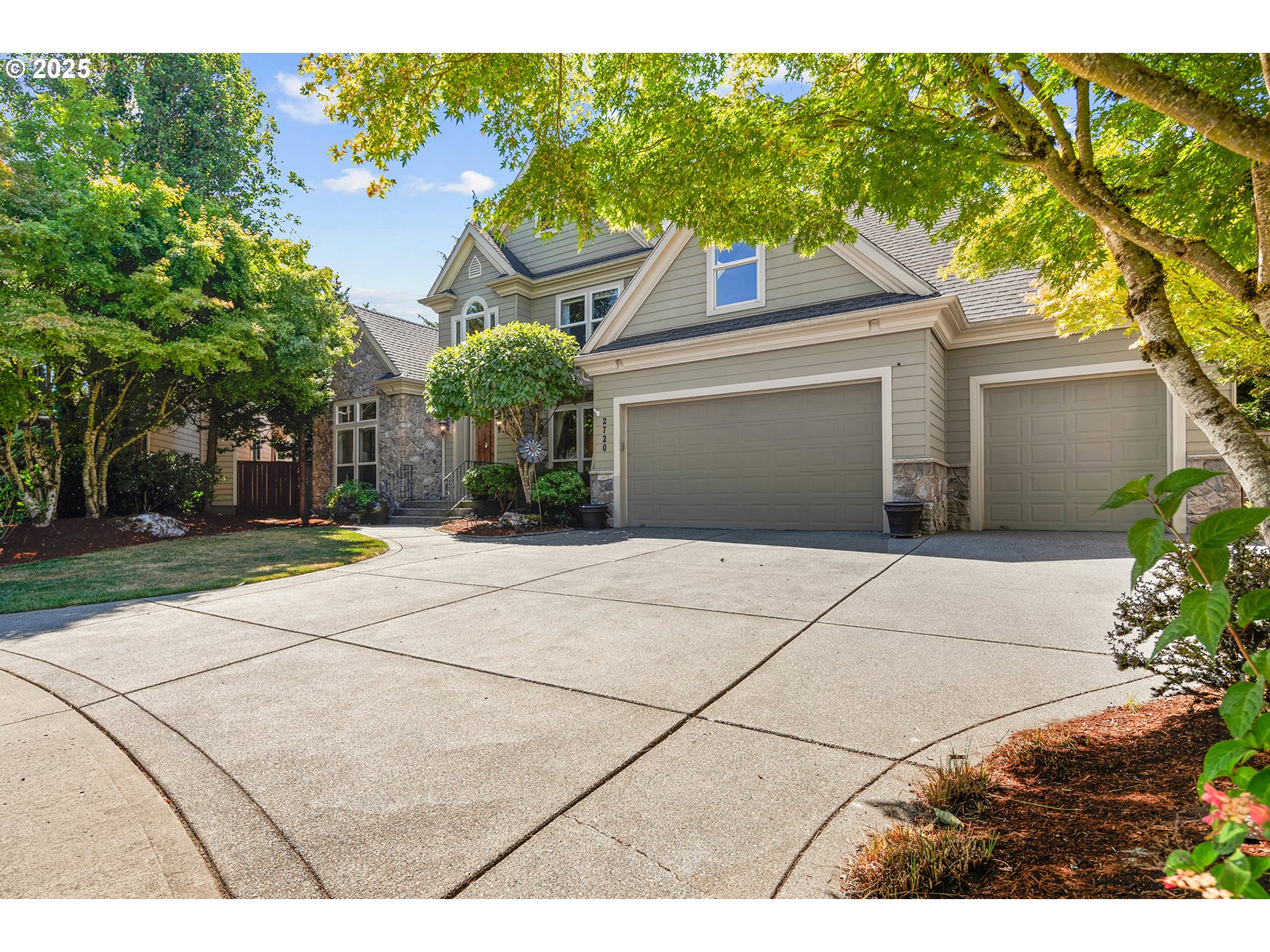 2720 NW 30TH CIR